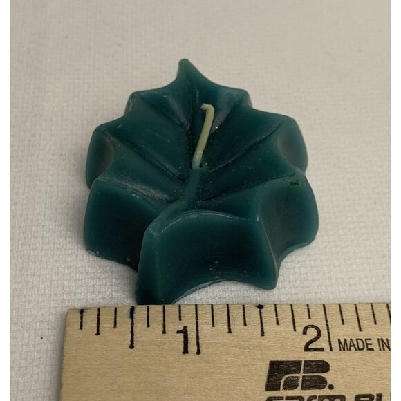 Christmas-Themed Floating Candle Set of 9: Holly Leaves Peppermints Ornaments - Picture 6 of 12